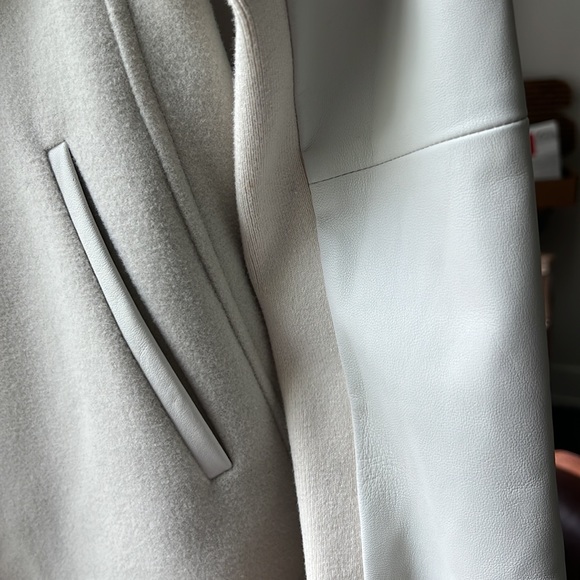 VINCE | Wool Jacket with Leather Sleeves - Picture 4 of 8